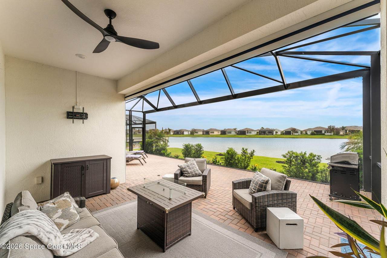 https://bt-photos.global.ssl.fastly.net/spacecoast/1280_boomver_3_1075491-2.jpg