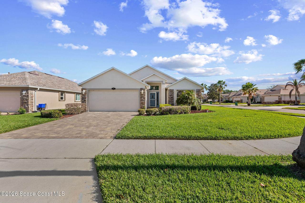 https://bt-photos.global.ssl.fastly.net/spacecoast/1280_boomver_3_1075751-2.jpg