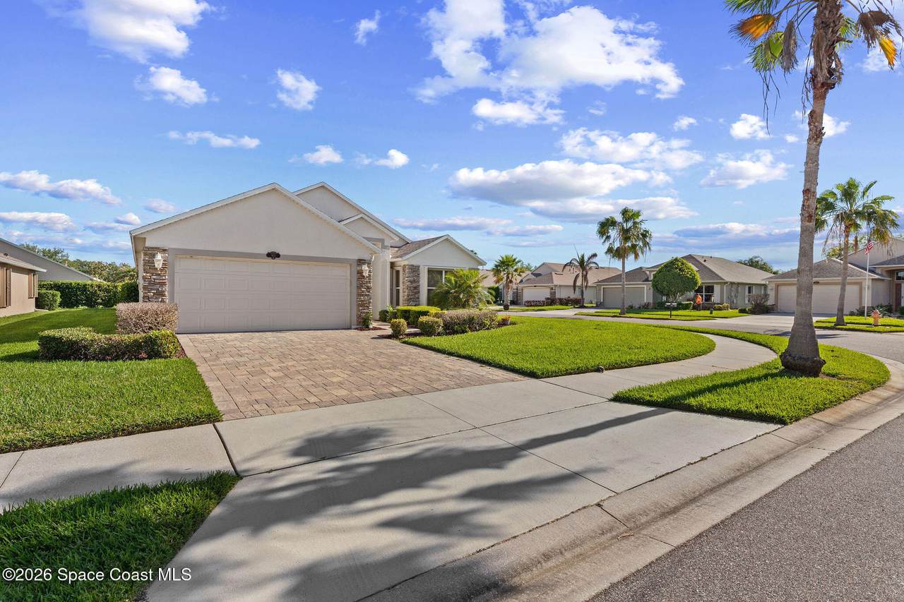 https://bt-photos.global.ssl.fastly.net/spacecoast/1280_boomver_3_1075751-2.jpg