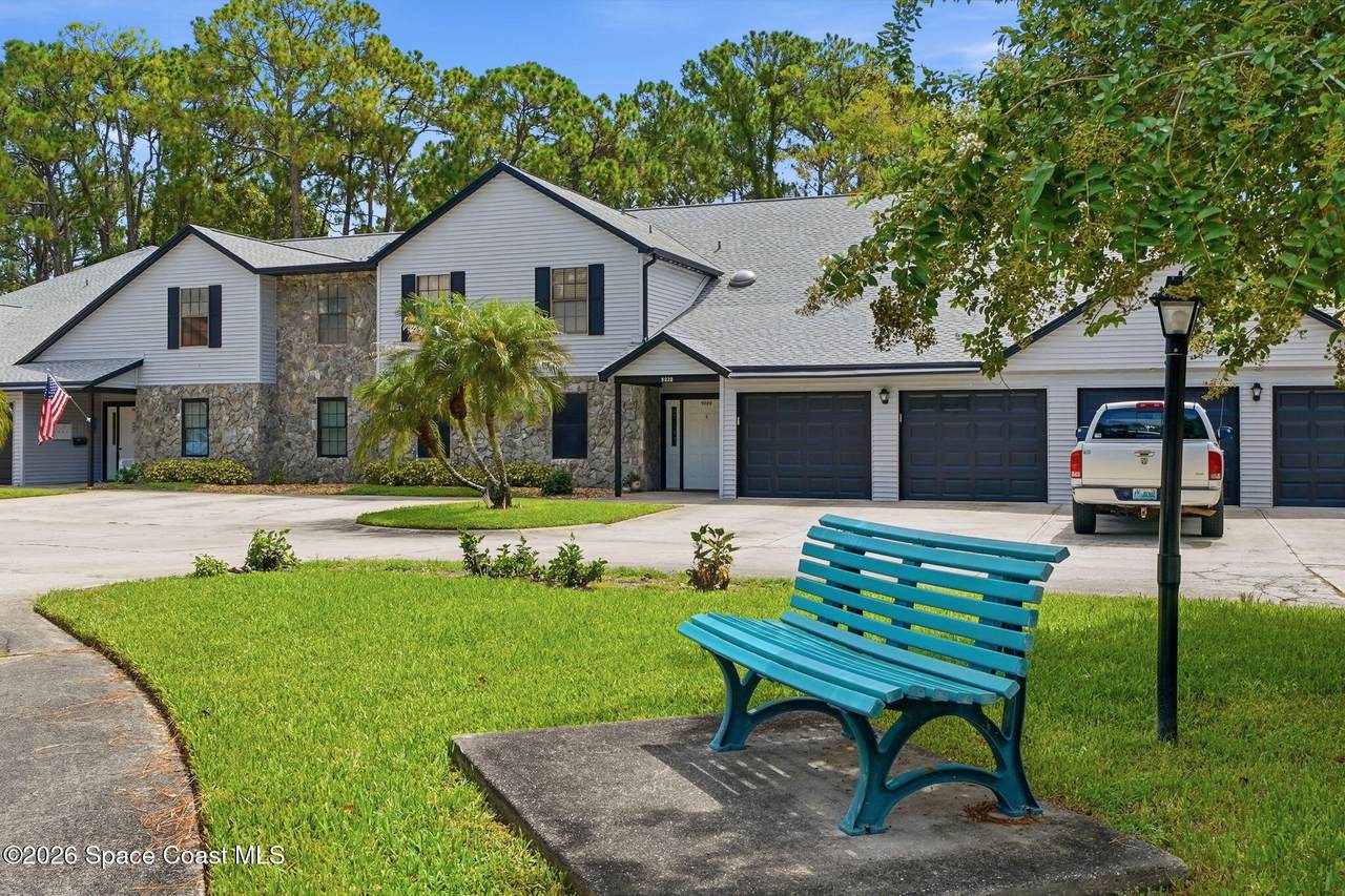 9020 York Lane - Photo 1