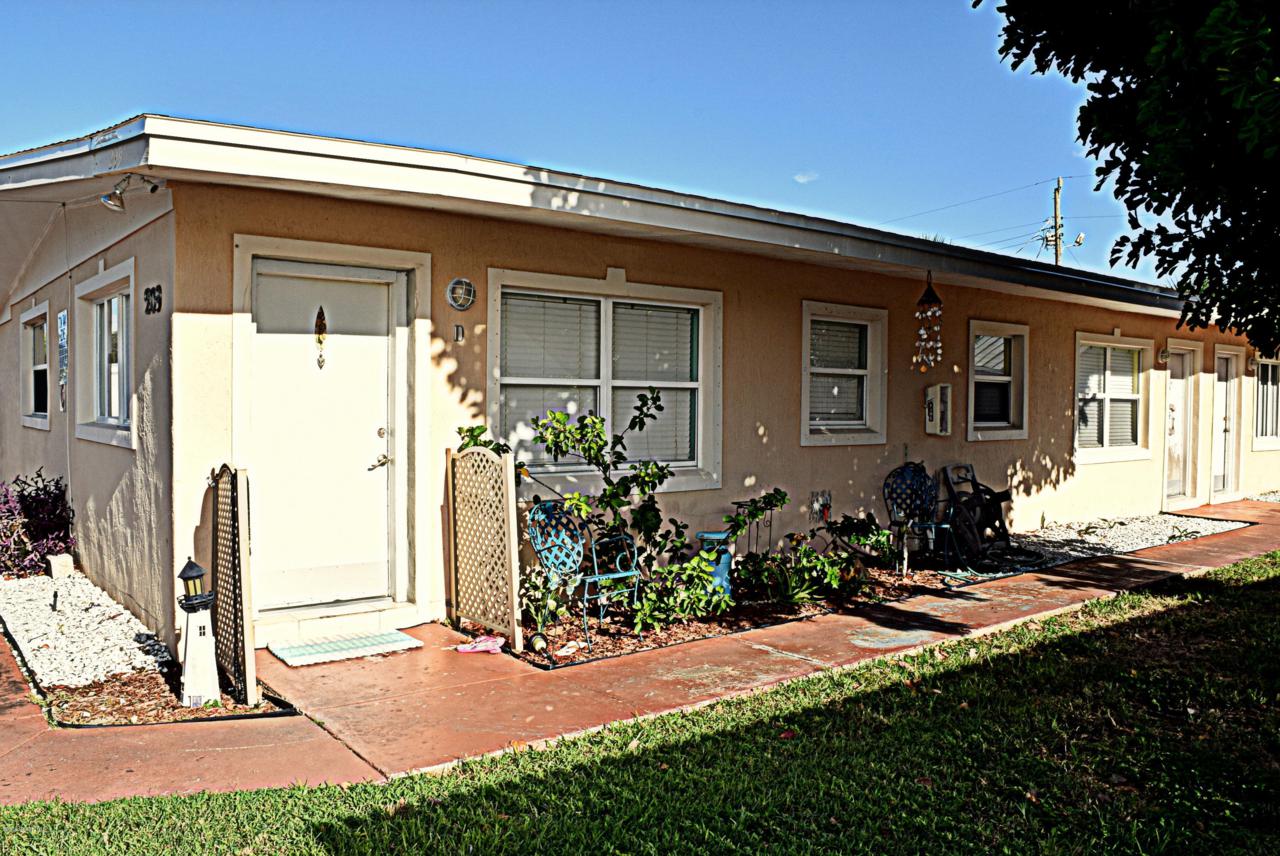 209 Pierce Avenue - Photo 1