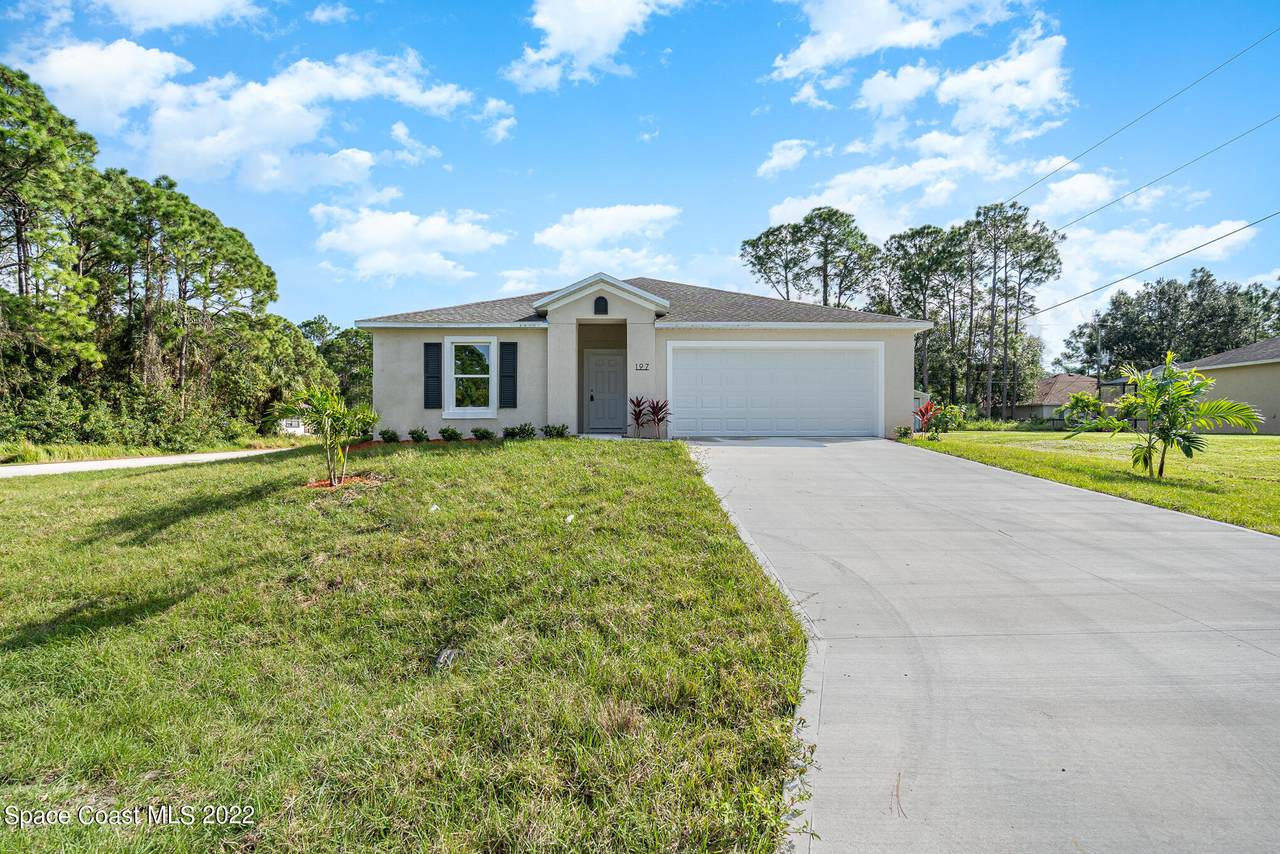 197 Dandridge Avenue - Photo 1