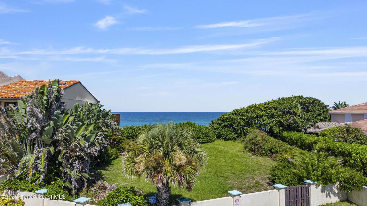 https://bt-photos.global.ssl.fastly.net/spacecoast/1280_boomver_4_1050308-2.jpg
