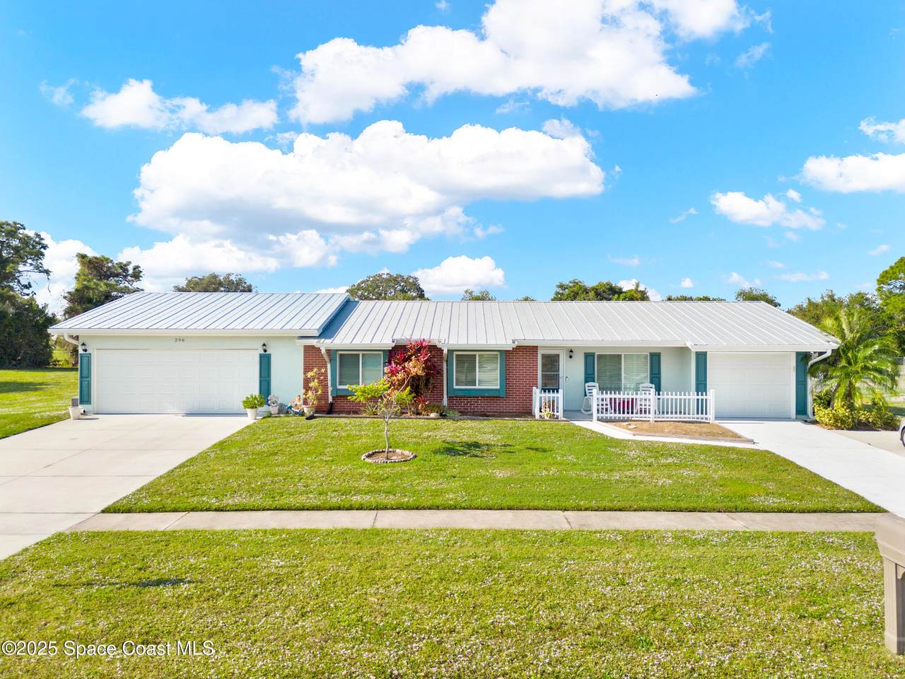 296 Port Malabar Boulevard - Photo 1