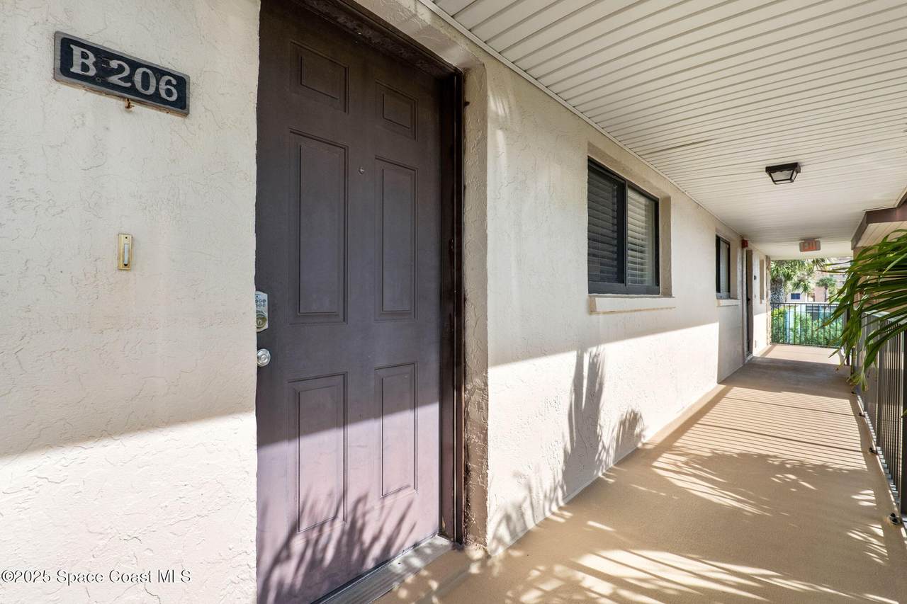 3180 Atlantic Avenue - Photo 1