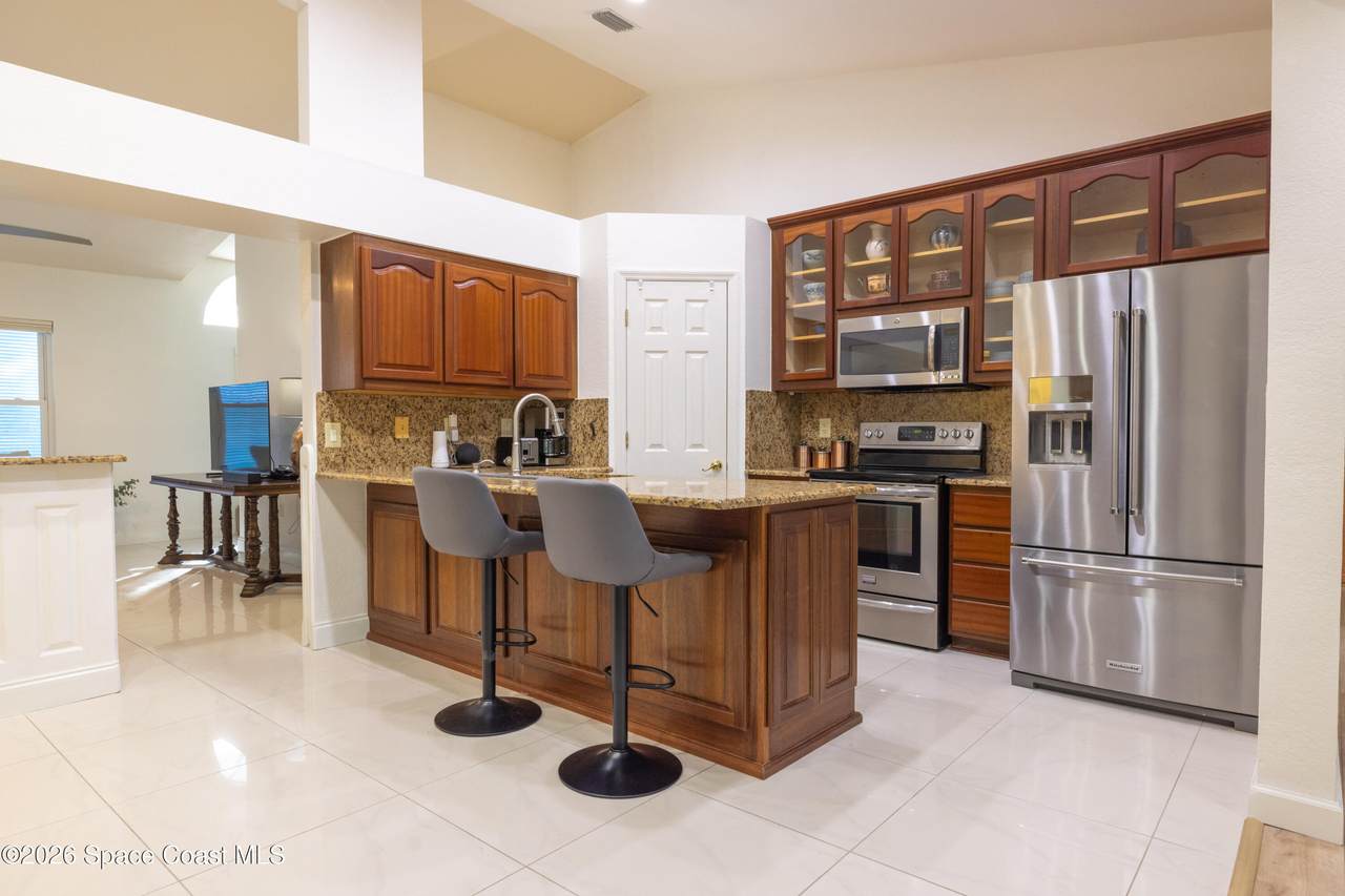 https://bt-photos.global.ssl.fastly.net/spacecoast/1280_boomver_4_1067525-2.jpg
