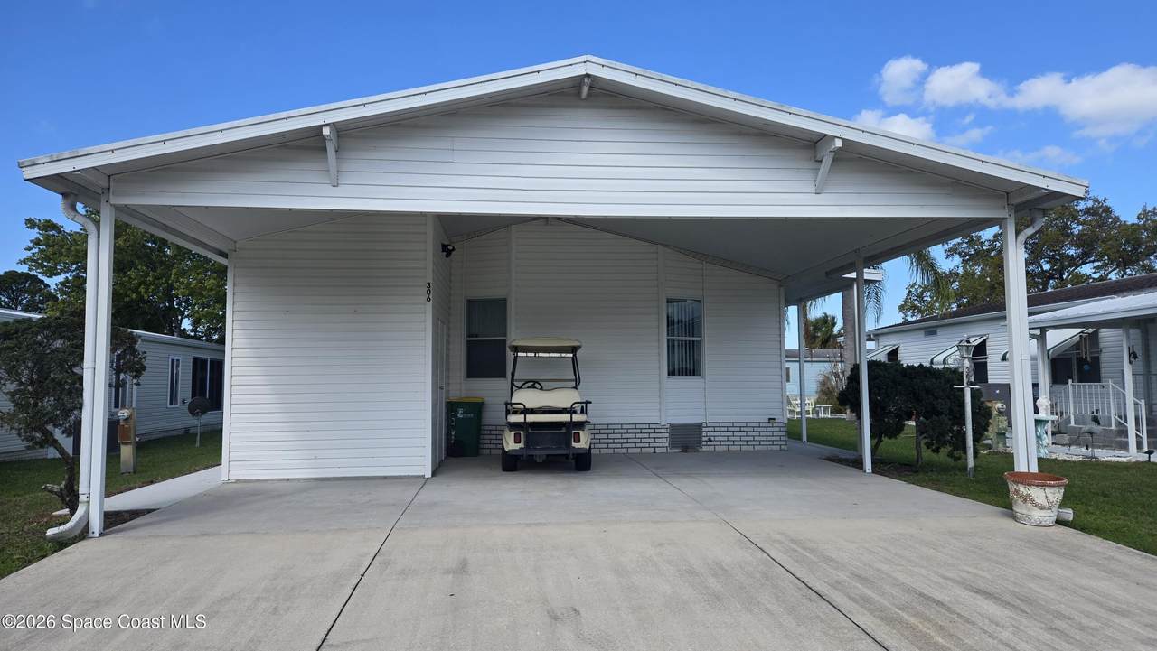 306 Buttonwood Court - Photo 1