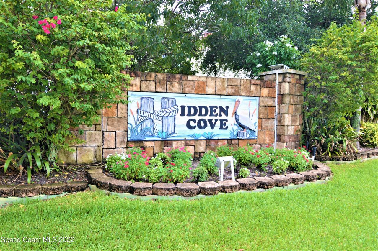 4997 Riveredge Drive - Photo 1