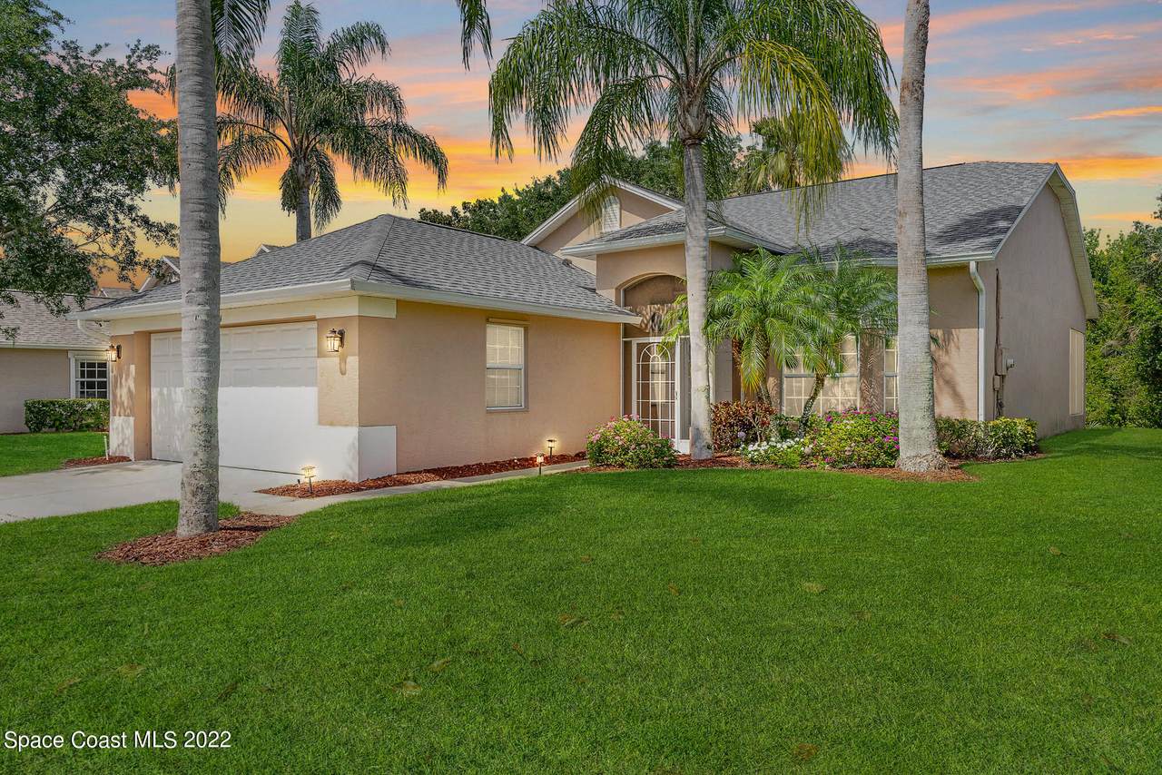 1604 Ficus Point Drive - Photo 1