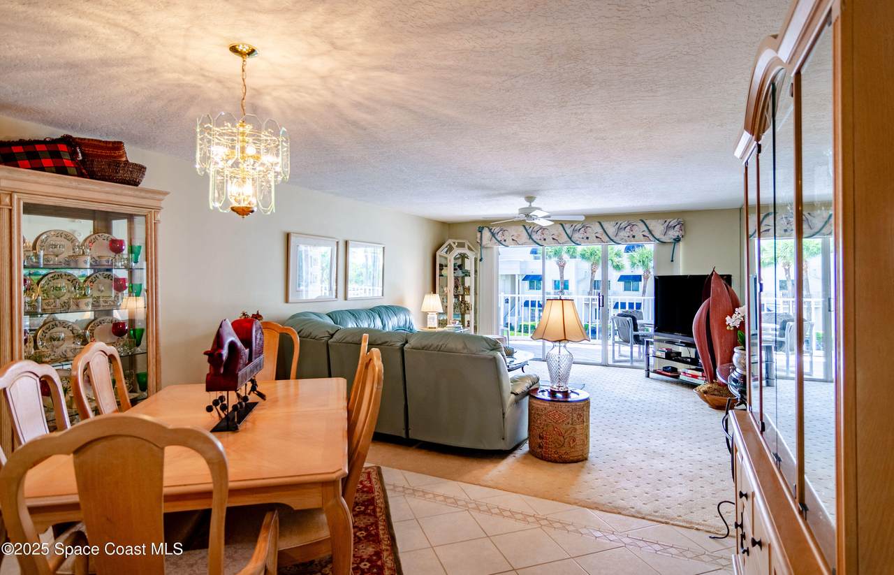 https://bt-photos.global.ssl.fastly.net/spacecoast/1280_boomver_4_1056202-2.jpg