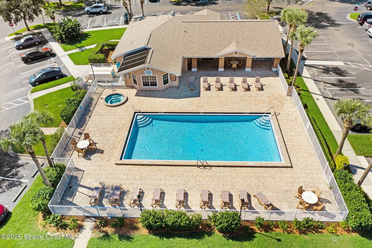 https://bt-photos.global.ssl.fastly.net/spacecoast/1280_boomver_2_1084284-2.jpg
