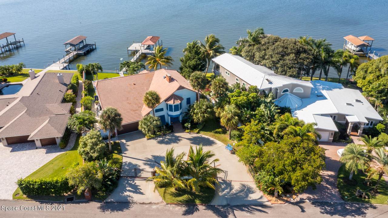 2034 River Road - Photo 1