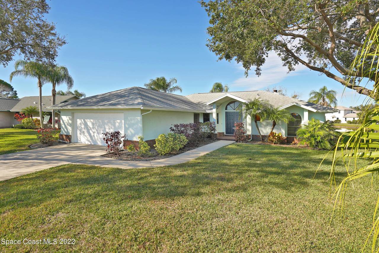 452 Crystal Lake Drive - Photo 1