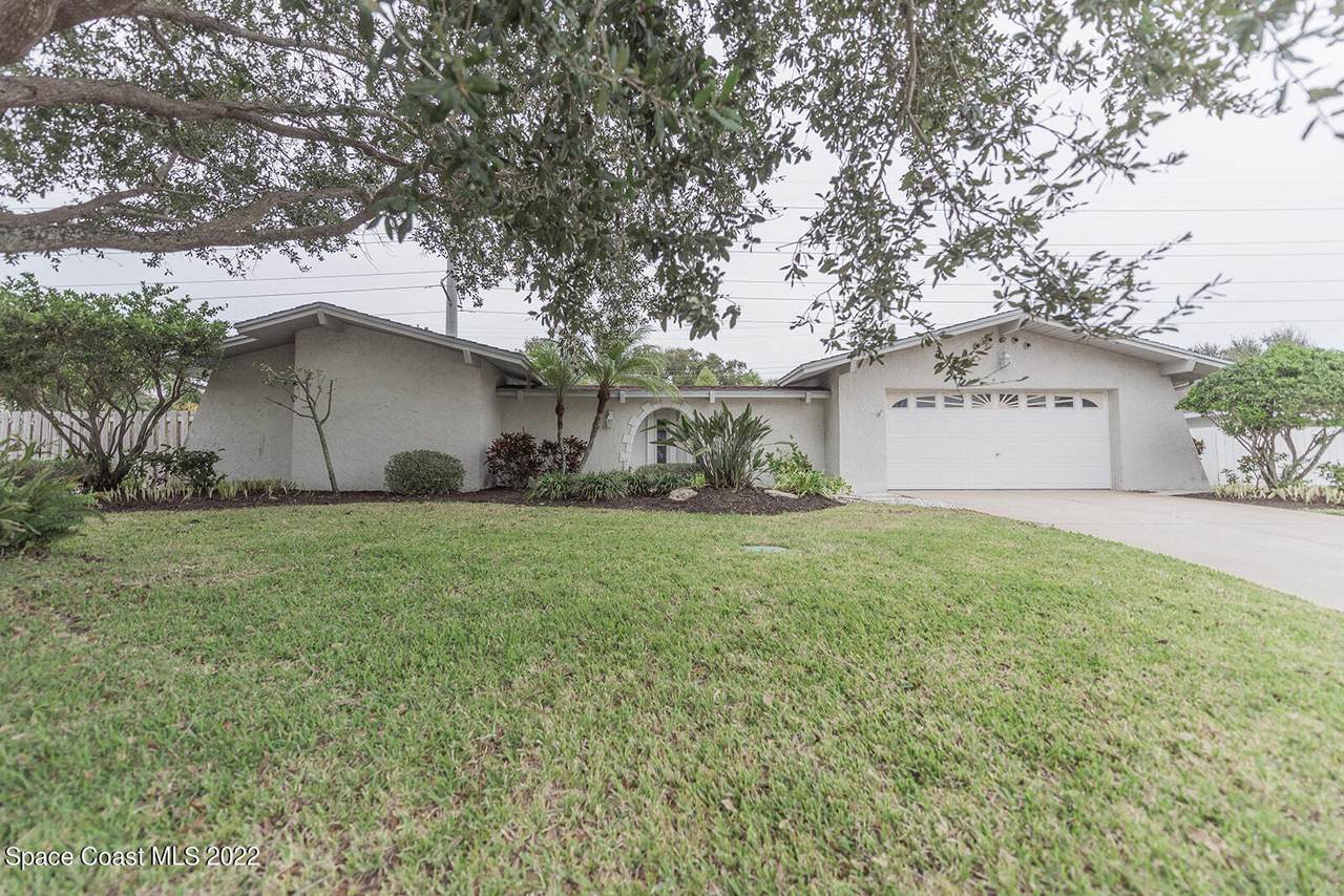 310 Forest Hill Drive - Photo 1