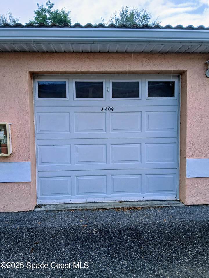 https://bt-photos.global.ssl.fastly.net/spacecoast/1280_boomver_8_1055537-2.jpg