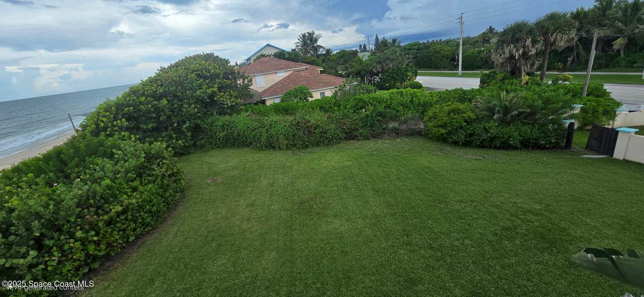 https://bt-photos.global.ssl.fastly.net/spacecoast/1280_boomver_4_1050308-2.jpg