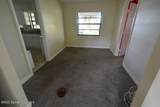 128 Crown Avenue - Photo 6