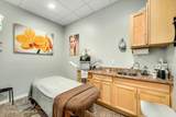 902 New Haven Avenue - Photo 15