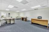 902 New Haven Avenue - Photo 23