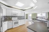 800 Del Rio Way - Photo 11