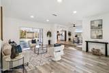 466 Gateway Drive - Photo 3