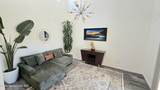 414 Hawthorne Court - Photo 8