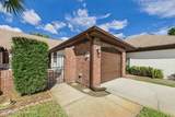 2102 Kings Cross Street - Photo 44
