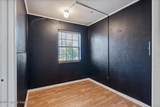 905 New Haven Avenue - Photo 12