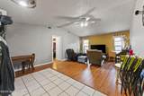 988 Pineland Drive - Photo 3