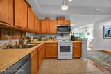 568 7th Square - Photo 12