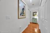 568 7th Square - Photo 4