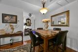 568 7th Square - Photo 9