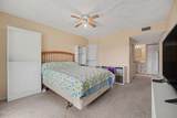 2135 Courtenay Parkway - Photo 17