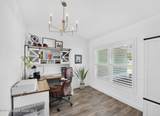 564 Hammond Street - Photo 8