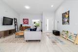 2840 Fontainebleau Avenue - Photo 6