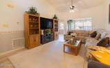 1095 Country Club Drive - Photo 11