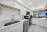 7520 Ridgewood Avenue - Photo 10