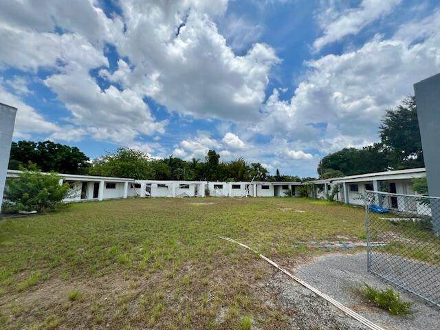 https://bt-photos.global.ssl.fastly.net/spacecoast/orig_boomver_1_1017142-2.jpg