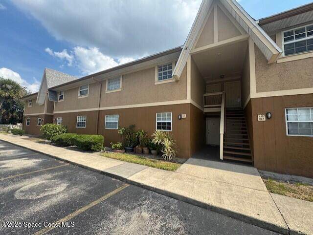 205 Bristol Lane - Photo 1