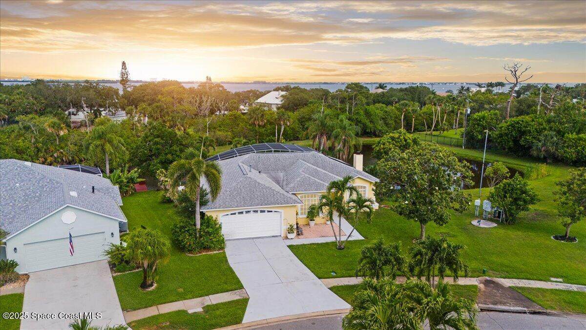 990 Harbor Pines Drive - Photo 1