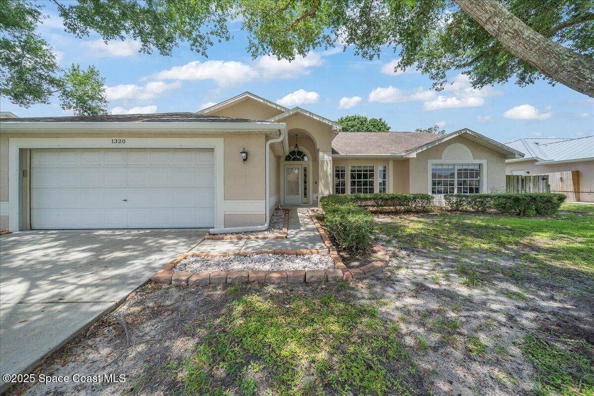 1320 Altamont Avenue - Photo 1