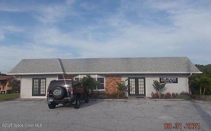 540 Harbor City Boulevard - Photo 1