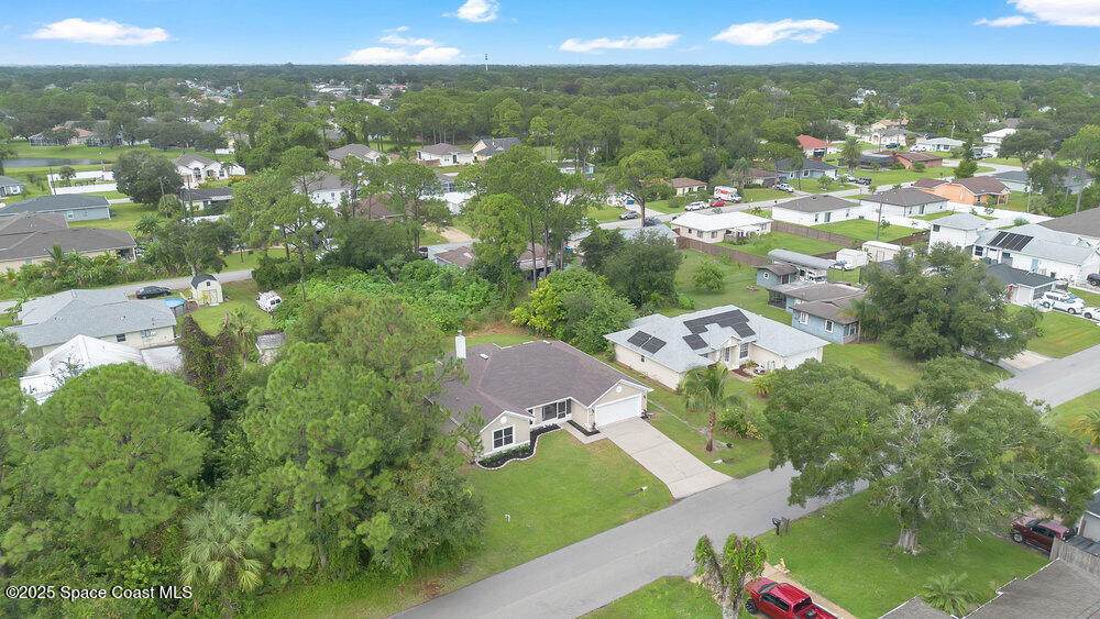 https://bt-photos.global.ssl.fastly.net/spacecoast/orig_boomver_1_1059060-2.jpg