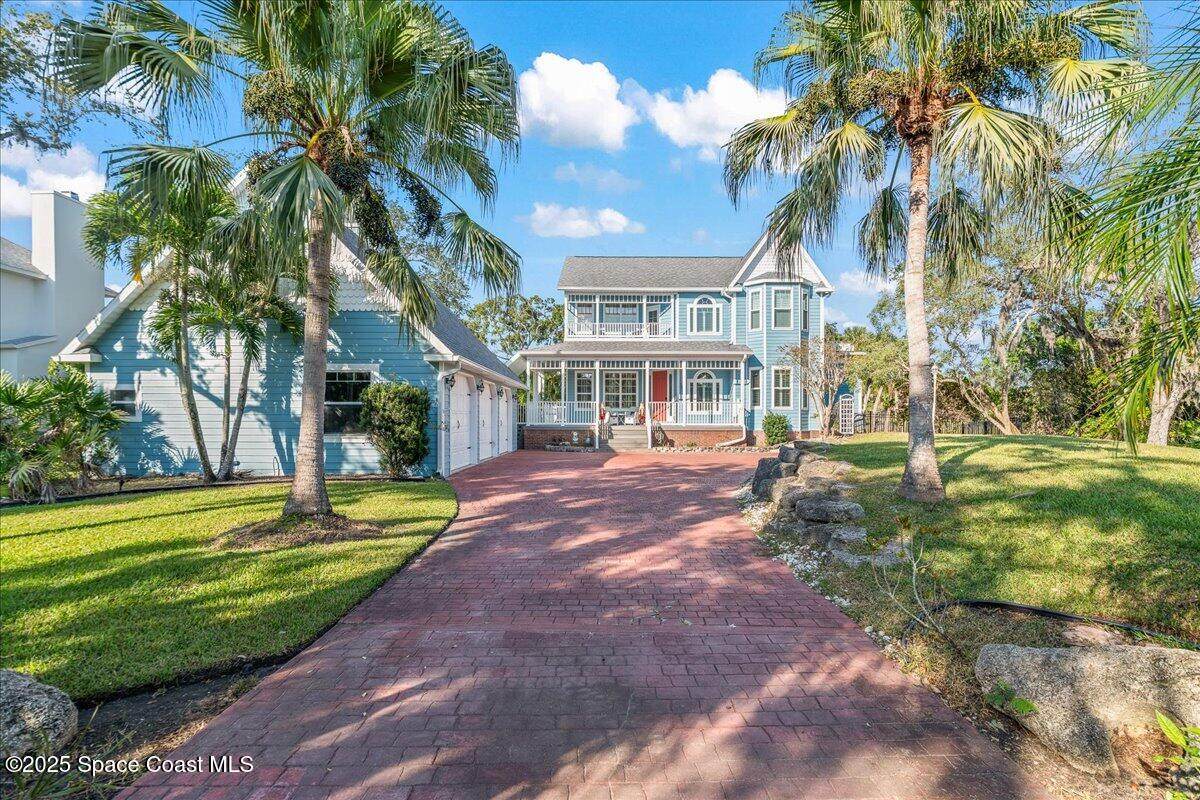 5423 Winding Way - Photo 1