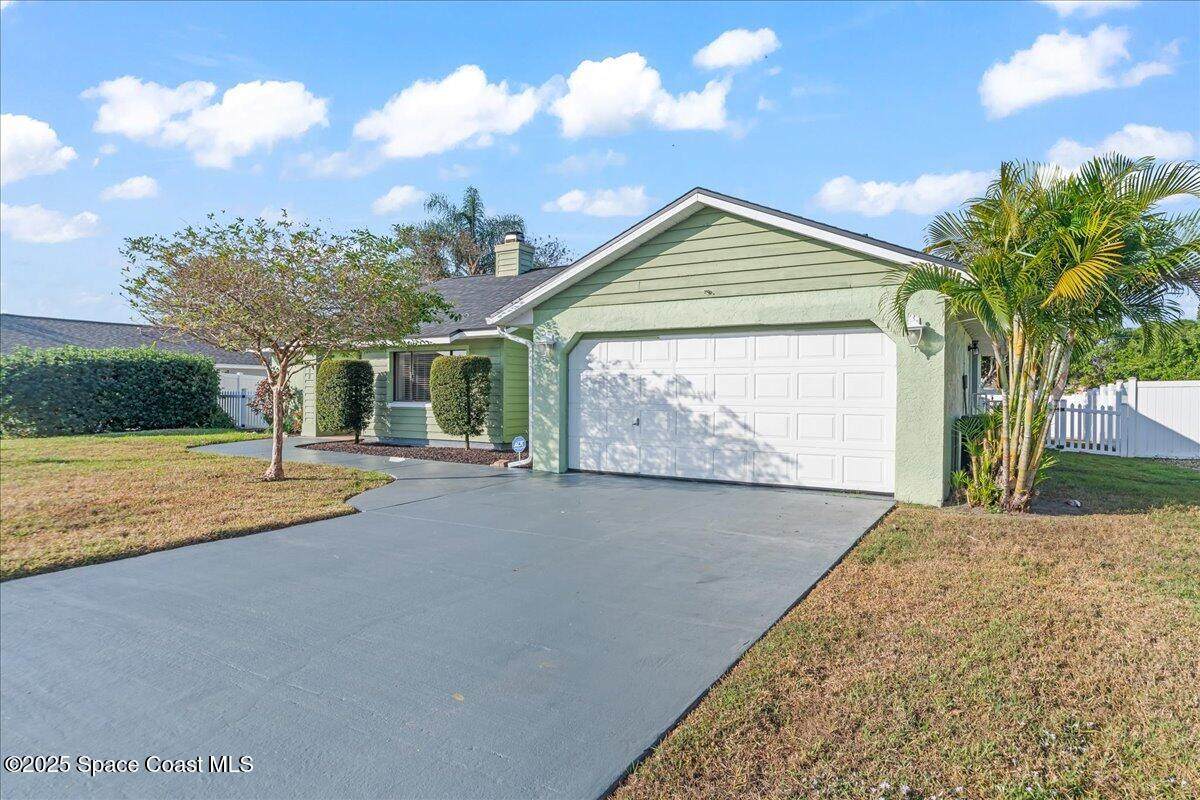 https://bt-photos.global.ssl.fastly.net/spacecoast/orig_boomver_1_1064034-2.jpg