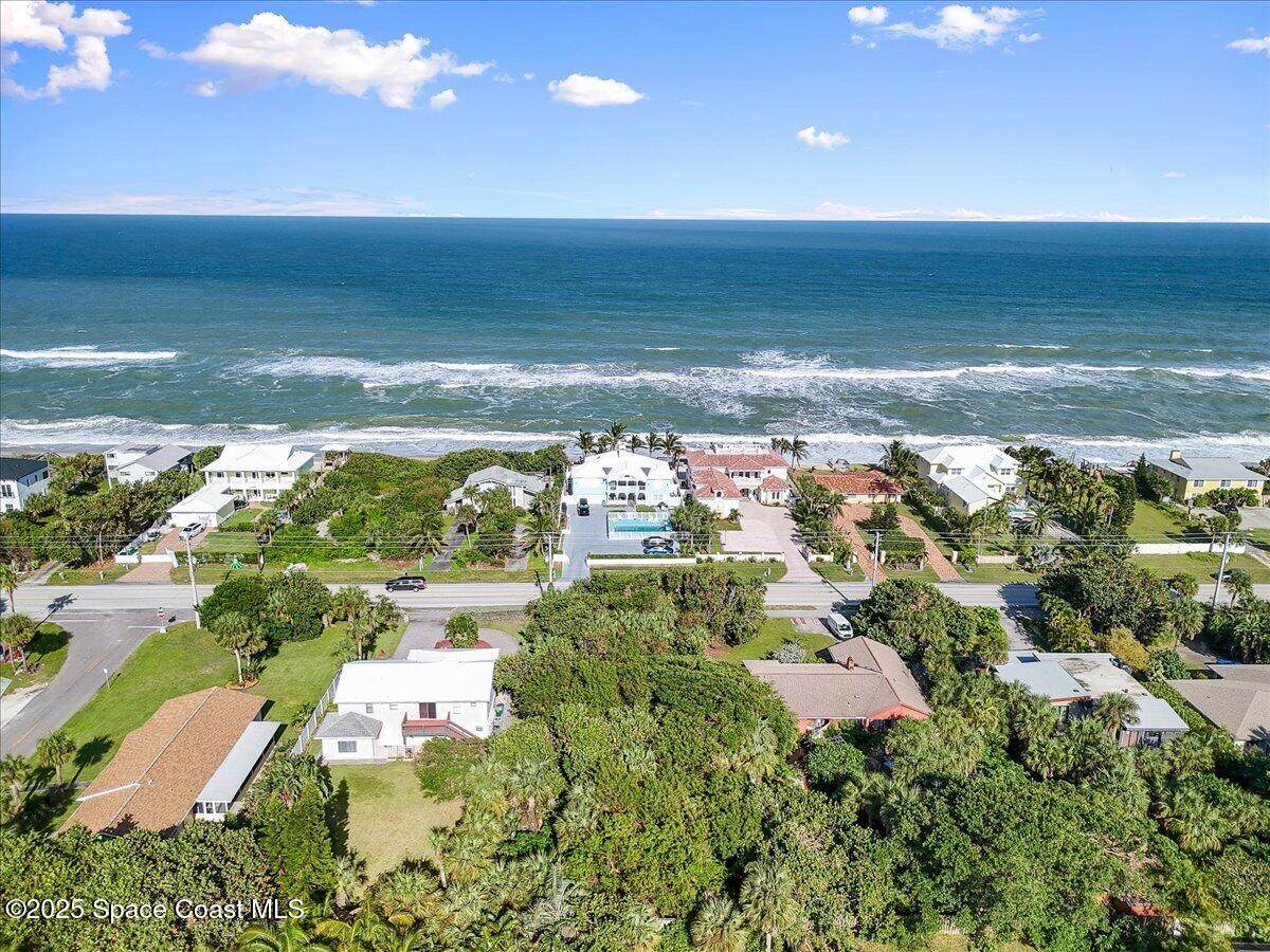 https://bt-photos.global.ssl.fastly.net/spacecoast/orig_boomver_1_1064556-2.jpg