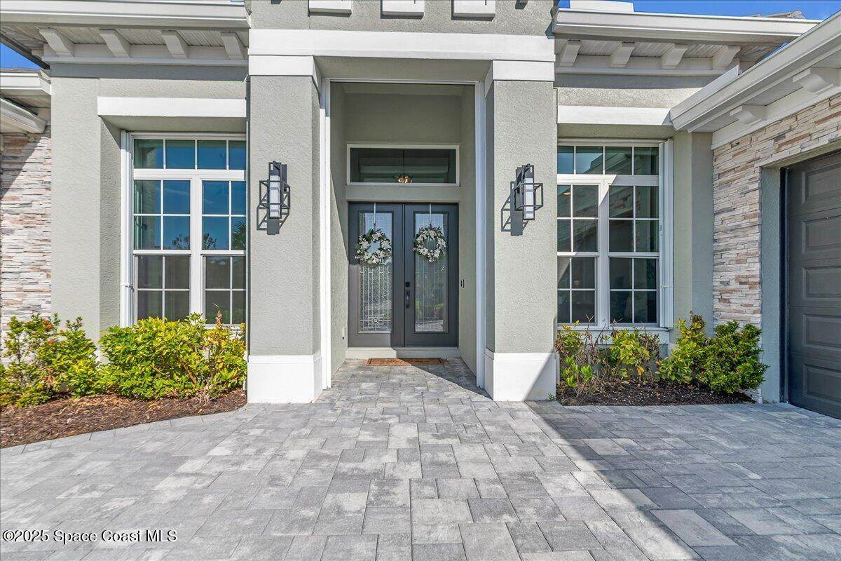 https://bt-photos.global.ssl.fastly.net/spacecoast/orig_boomver_1_1065051-2.jpg