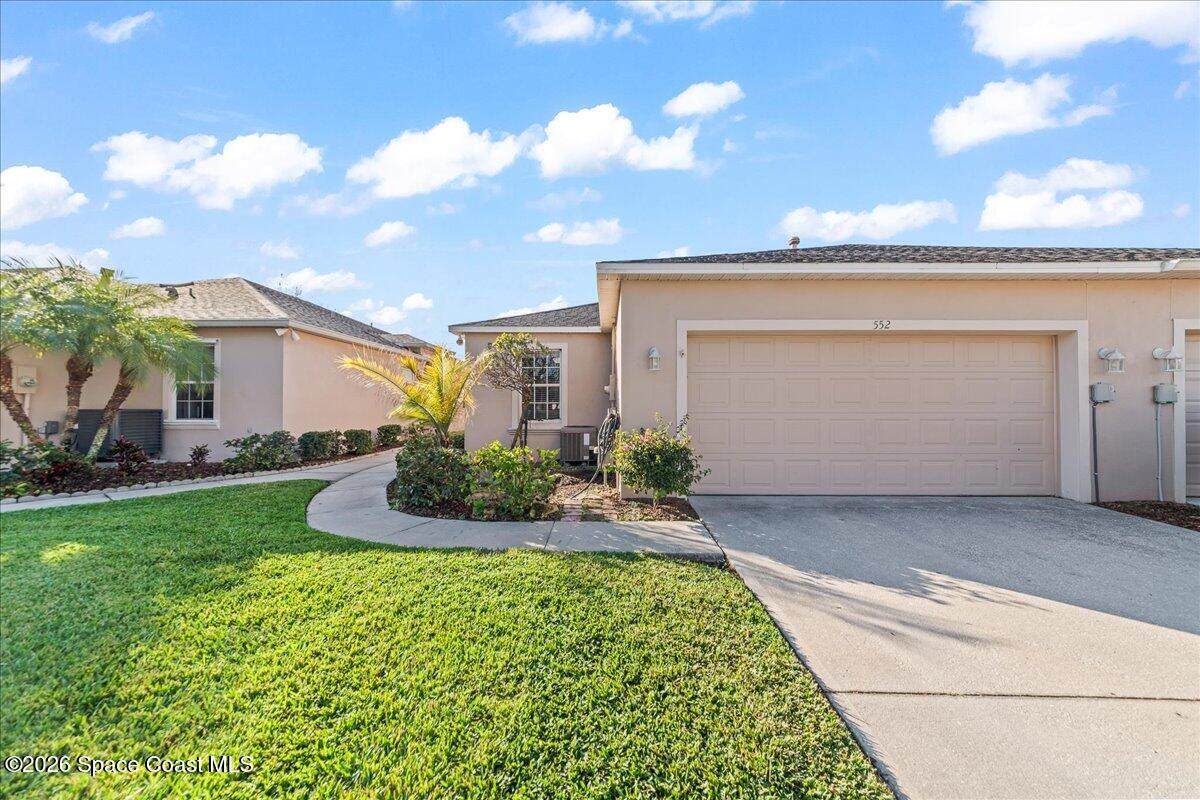 552 Wedge Court - Photo 1