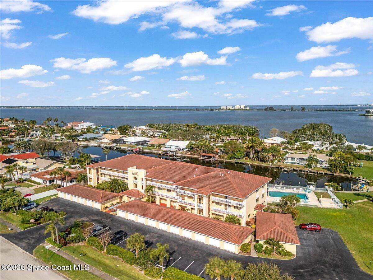 https://bt-photos.global.ssl.fastly.net/spacecoast/orig_boomver_1_1066688-2.jpg