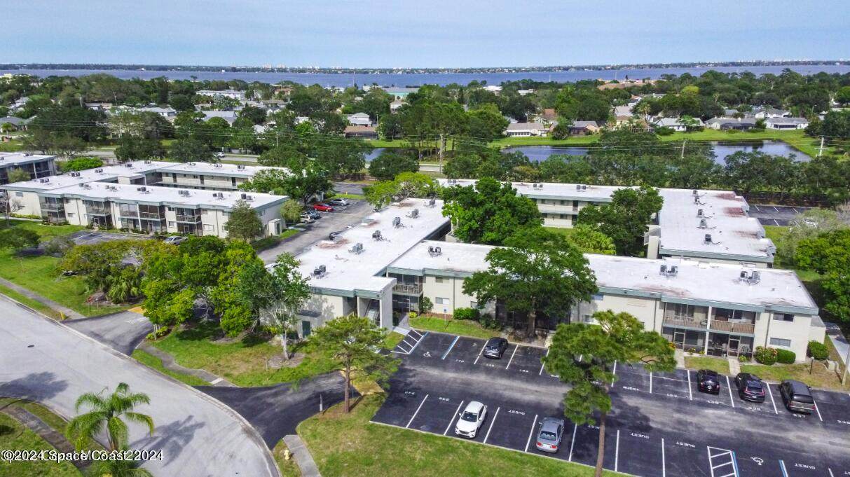 https://bt-photos.global.ssl.fastly.net/spacecoast/orig_boomver_1_1067707-2.jpg
